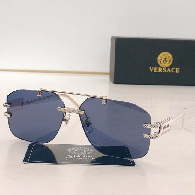 Sunglass VERSACE
MODEL