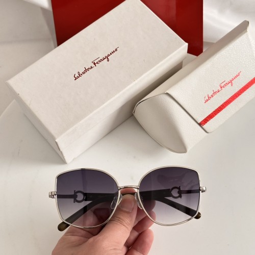 Sunglass Salvatore ferragam