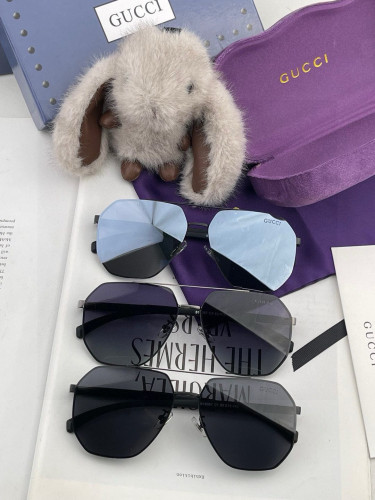 Sunglass GUCCI G71806