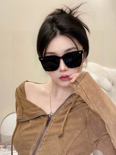 Sunglass GUCCI G85501