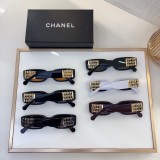 Sunglass CHANEL
MODEL