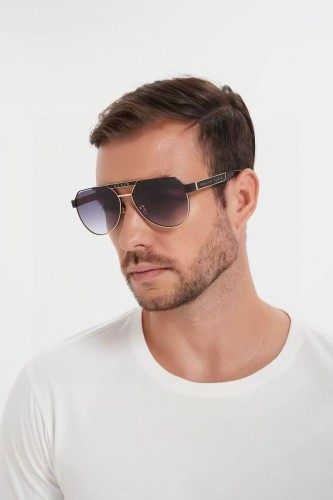 Sunglass TOP QUALITY
MODEL