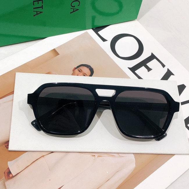 Sunglass BOTTEGA VENET