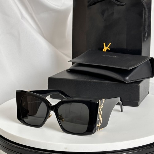 Sunglass TOP QUALITY
MODEL