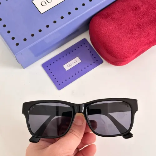 Sunglass GUCC