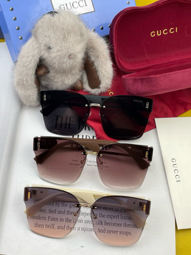 Sunglass GUCCI