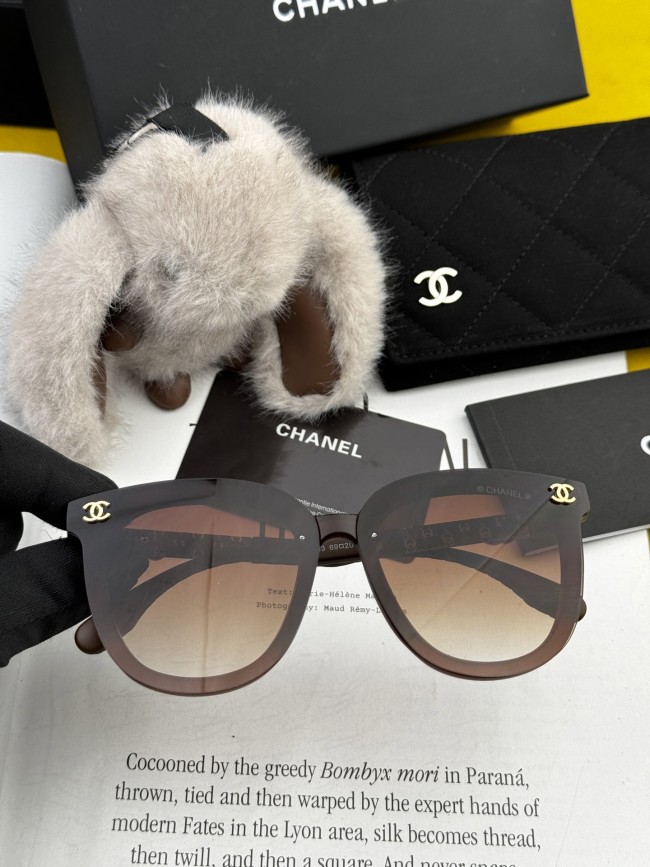 Sunglass Chanel
