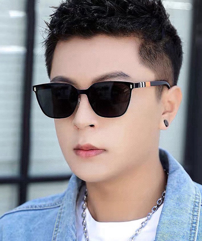 Sunglass
