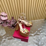 shoes Valentin 2025