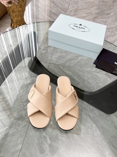 shoes Prada 2025