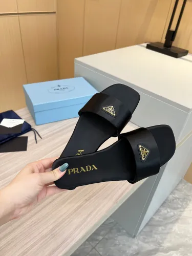 shoes Prada 2025