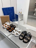 shoes Burberry 2022