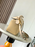 Loewe Jonathan Anderson 9005