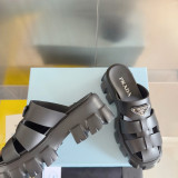 shoes Monolith
