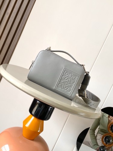 Loewe Anagram 9111