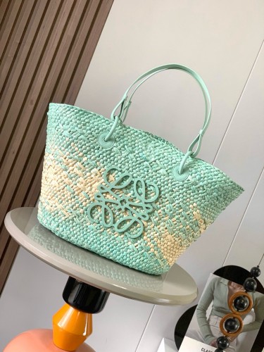 Loewe Corporacion Oficio 8008