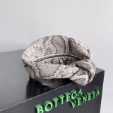BV Bottega Veneta 1500