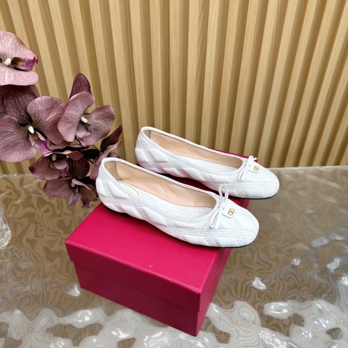 shoes Valentino 2025