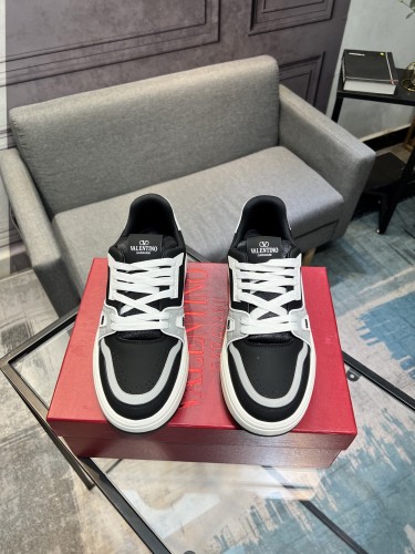 shoes Valentino 2025