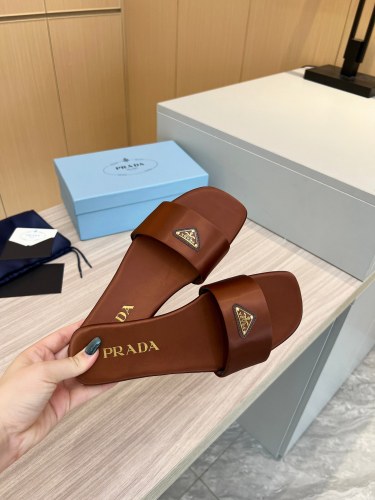 shoes Prada 2025
