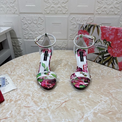 shoes DG 2025