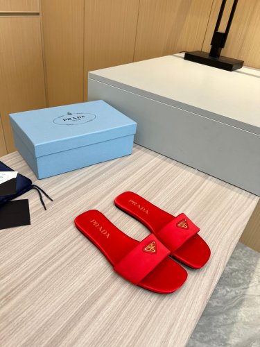 shoes Prada 2025