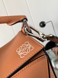 Loewe Jonathan Anderson 9017