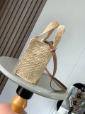 Loewe WE Font Tote 8021