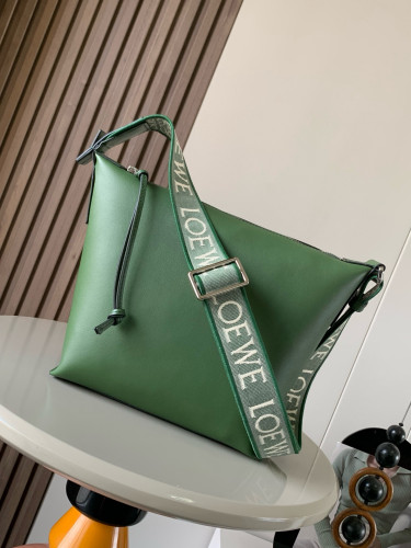 Loewe Cubi 9026
