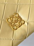 Loewe Puffer Goya 9077