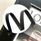 Loewe Anagram