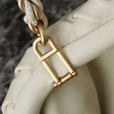 BV Teen Clutch
BottegaVeneta 1080