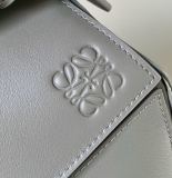 Loewe Jonathan Anderson 9017