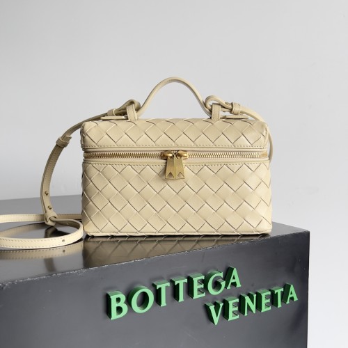 BV Bottega Veneta 7891