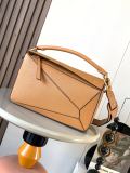Loewe Jonathan Anderson 9017