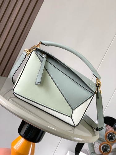 Loewe Jonathan Anderson 9005
