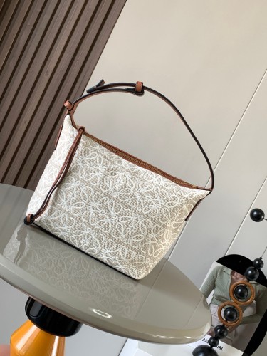 Loewe Cubi Anagram 9007