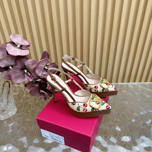 shoes Valentin 2025