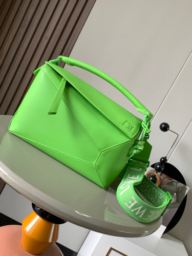 Loewe Puzzle 9001