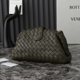 BV Teen Clutch
BottegaVeneta 1080