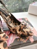 shoes DOLCE 2025