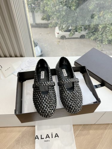shoes Azzedine Alaia 2025
