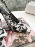 shoes DOLCE 2025