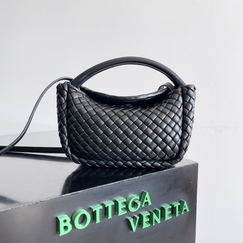 BV BOTTEGA VENETA 8057