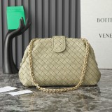 BV Teen Clutch
BottegaVeneta 1080