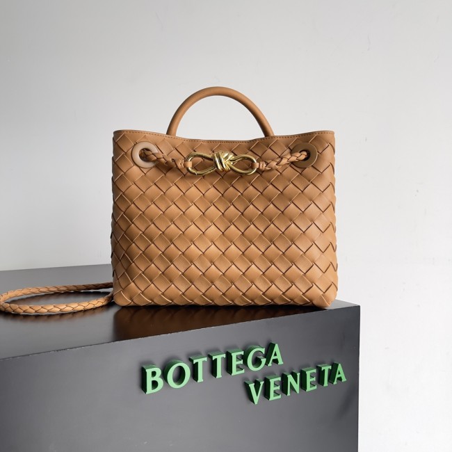BV Bottega Veneta 1300