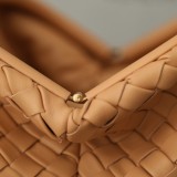 BV Teen Clutch
BottegaVeneta 1080