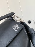 Loewe Jonathan Anderson 9017