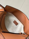 Loewe Jonathan Anderson 9017