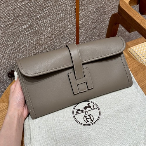Hermes Jige Elan
Colour